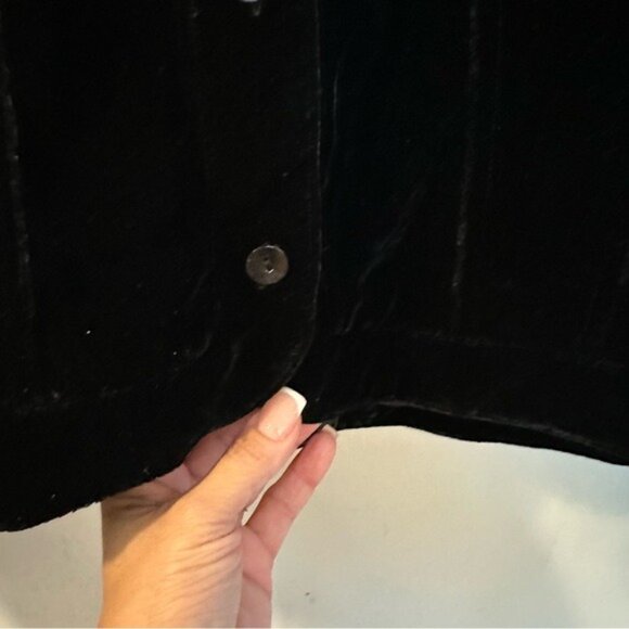Chicos Velvet Jacket  Blazer Rayon Blend Long Sleeve Lined Black Size 1 ( Med/8) - Picture 6 of 10